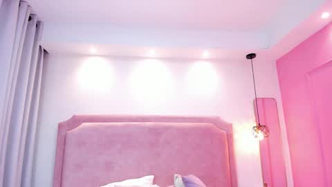 SOPHIA online show from 03/07/25, 07:38