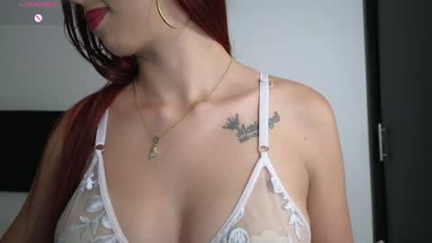 Sophy online show from 01/11/25, 01:48