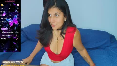 Snapshot of sophie__walker chatting on 04/17/26, 07:17 Sophia online show from 04/17/26, 07:17