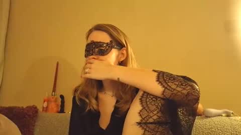 Sophie And Joost Luckydips Cam online show from 03/03/26, 06:36