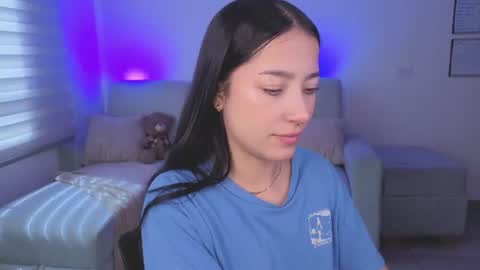 Sophie  online show from 06/10/26, 03:00