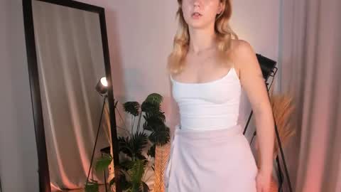 Sophia online show from 05/02/26, 02:00