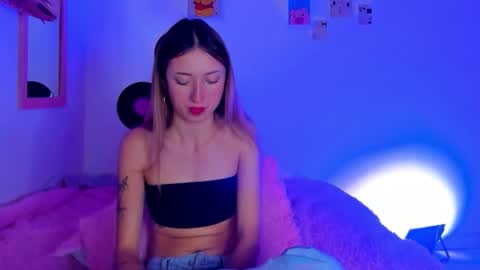 Sophie online show from 11/30/25, 05:22