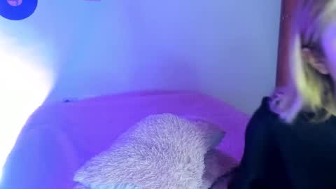 Sophie online show from 03/03/26, 05:13