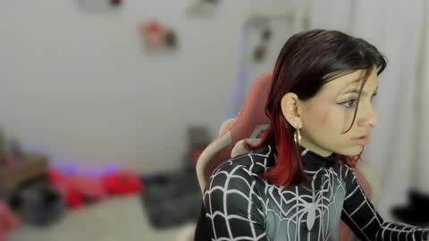 Snapshot of sophie_dolly_ chatting on 03/07/25, 07:27 sophie doll online show from 03/07/25, 07:27