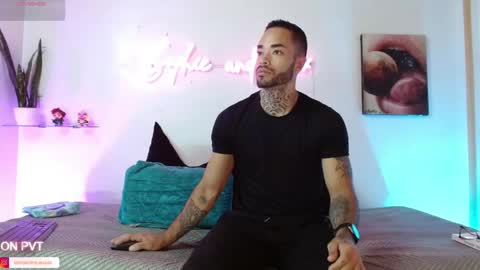 Snapshot of sophie_foxx chatting on 06/02/26, 11:56 SOPHIE - FOXX online show from 06/02/26, 11:56