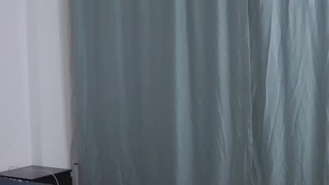 Sophie jeans online show from 09/20/25, 06:20