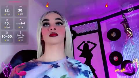 sophie_miaa online show from 10/14/25, 11:22