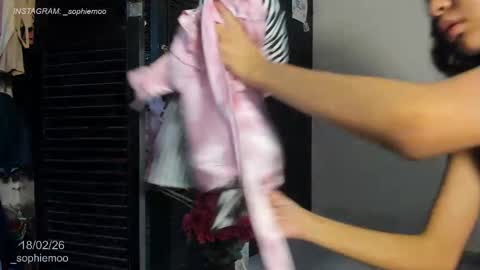 Snapshot of sophie_moo chatting on 02/18/26, 11:39 Sophie online show from 02/18/26, 11:39