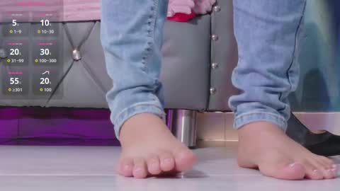 Snapshot of sophie_new25 chatting on 03/20/26, 01:38 sophie_new25 online show from 03/20/26, 01:38