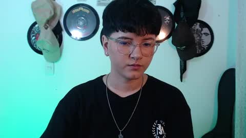 Snapshot of sophie_ross1 chatting on 04/07/26, 12:55 sophie_ross1 online show from 04/07/26, 12:55