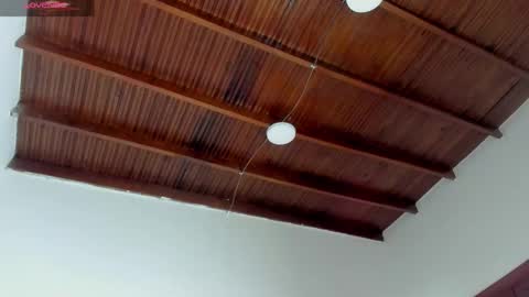 sophie_smith19 online show from 09/15/25, 11:43