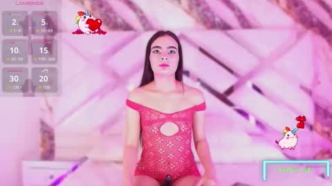 Snapshot of sophie_stars chatting on 03/22/26, 10:57 Sophie online show from 03/22/26, 10:57