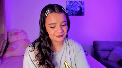 Snapshot of sophie_t_ chatting on 02/24/26, 02:20 Sofia online show from 02/24/26, 02:20