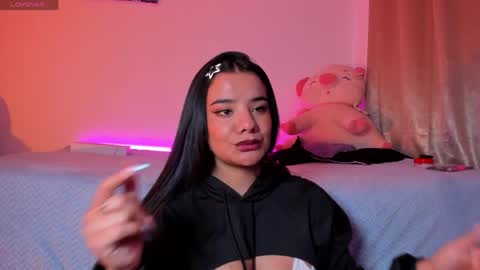 Snapshot of sophie_t_ chatting on 04/05/26, 06:49 Sofia online show from 04/05/26, 06:49