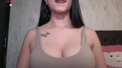 Snapshot of sophie_x1 chatting on 07/30/26, 01:37 Sophie online show from 07/30/26, 01:37