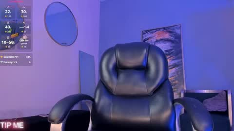 Snapshot of sophiebarnett_ chatting on 05/15/26, 11:23 Sophie online show from 05/15/26, 11:23