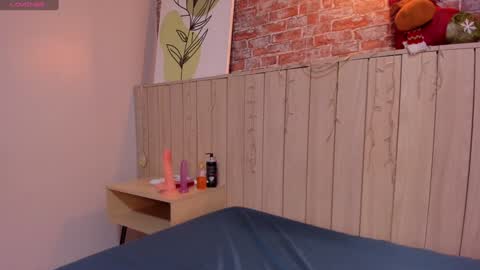 Sophie online show from 12/31/24, 03:20