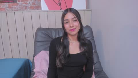 Sophie online show from 01/08/25, 03:39