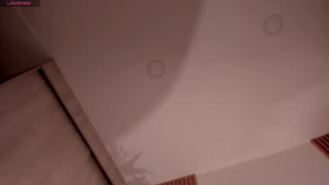 Snapshot of sophieblake_1 chatting on 04/19/26, 12:43 Sophie online show from 04/19/26, 12:43