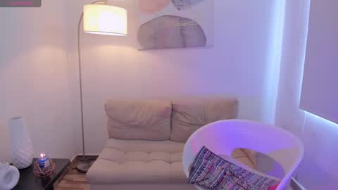 Sophie online show from 12/11/24, 09:01