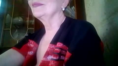 Snapshot of sophieburnsx chatting on 06/09/26, 12:28 SophieBurnsX online show from 06/09/26, 12:28