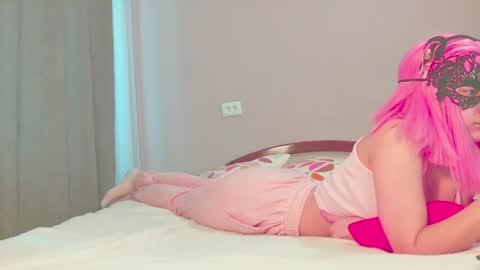 ShopieChan69 online show from 05/11/26, 12:00
