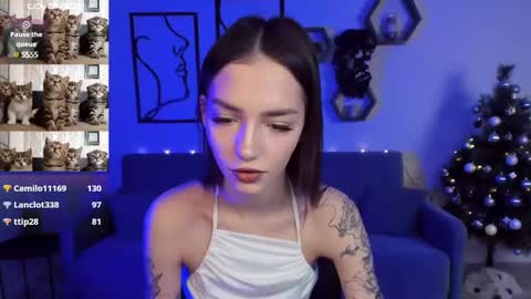 Sophie online show from 12/28/24, 10:14