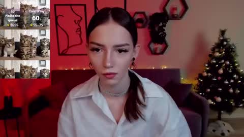 Sophie online show from 12/30/24, 04:31