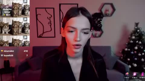 Sophie online show from 01/09/25, 06:36
