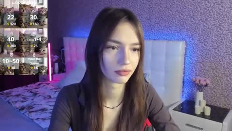 Sophie online show from 02/05/25, 06:24