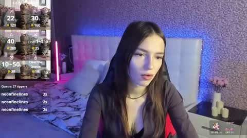 Sophie online show from 02/05/25, 09:36