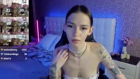 Sophie online show from 02/22/25, 12:51