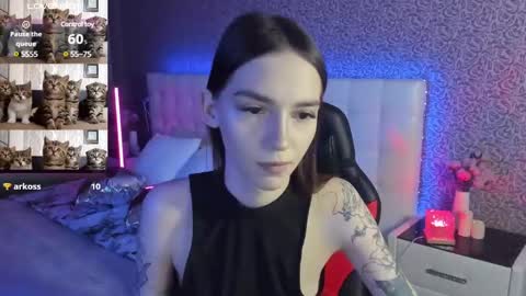 Sophie online show from 02/28/25, 08:53