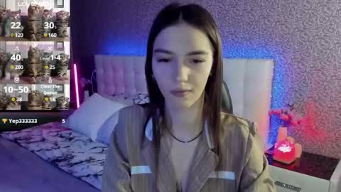 Sophie online show from 03/07/25, 08:34