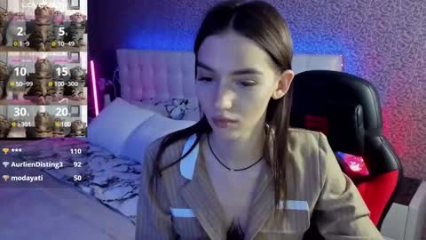 Sophie online show from 03/07/25, 02:45