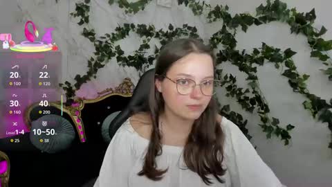 sophieedreams online show from 09/24/25, 12:52
