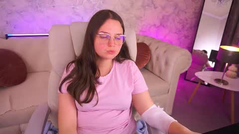 sophieedreams online show from 10/21/25, 02:40