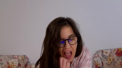 Sophie Rain online show from 10/10/25, 01:43