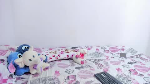 Sophie Woods  online show from 02/08/25, 07:16