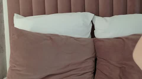 Snapshot of sophiefinn chatting on 04/08/26, 06:30 Sophie online show from 04/08/26, 06:30