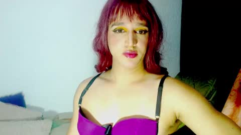 sophiehillsxo online show from 03/06/25, 08:08