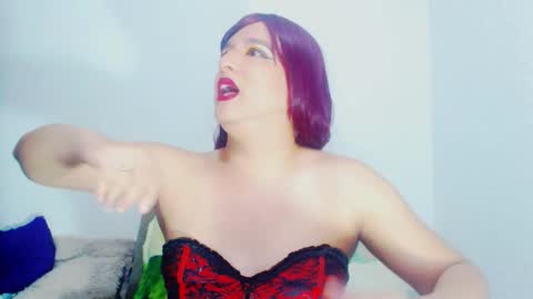 sophiehillsxo online show from 12/15/25, 03:22