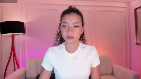 Snapshot of sophiehouston_ chatting on 09/12/25, 04:23 Sophie Houston online show from 09/12/25, 04:23