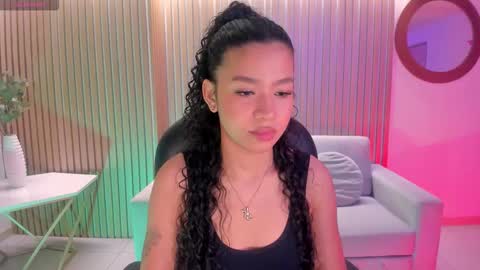 Snapshot of sophiehouston_ chatting on 10/07/25, 04:20 Sophie Houston online show from 10/07/25, 04:20