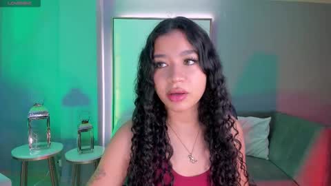 Snapshot of sophiehouston_ chatting on 10/14/25, 04:35 Sophie Houston online show from 10/14/25, 04:35