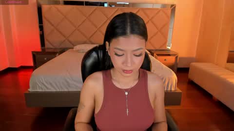 Snapshot of sophiehouston_ chatting on 03/04/26, 02:06 Sophie Houston online show from 03/04/26, 02:06