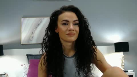 Sophie online show from 03/06/25, 06:26