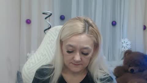 Snapshot of sophiekittyy chatting on 01/10/26, 07:43 sophiekittyy online show from 01/10/26, 07:43