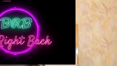 Snapshot of sophiekozlov chatting on 01/24/25, 04:39 Sophie online show from 01/24/25, 04:39